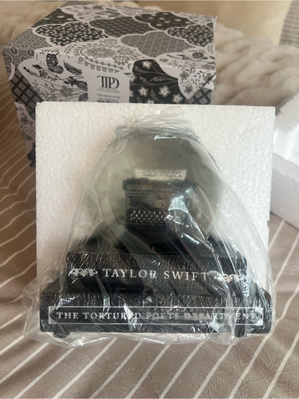 Taylor Swift - Tortured Poets Department SNOW GLOBE